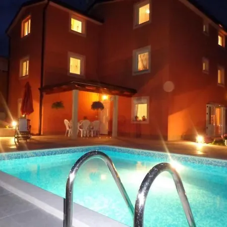 Mit Panoramablick In Ruhiger Lage By Interhome Kaštel