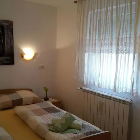 Mit Panoramablick In Ruhiger Lage By Interhome *