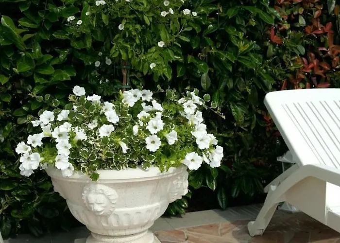 Mit Panoramablick In Ruhiger Lage By Interhome