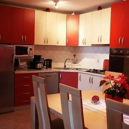 Апартаменты Mit Panoramablick In Ruhiger Lage By Interhome