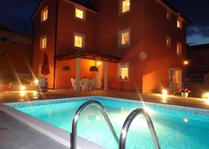 Mit Panoramablick In Ruhiger Lage By Interhome Kaštel