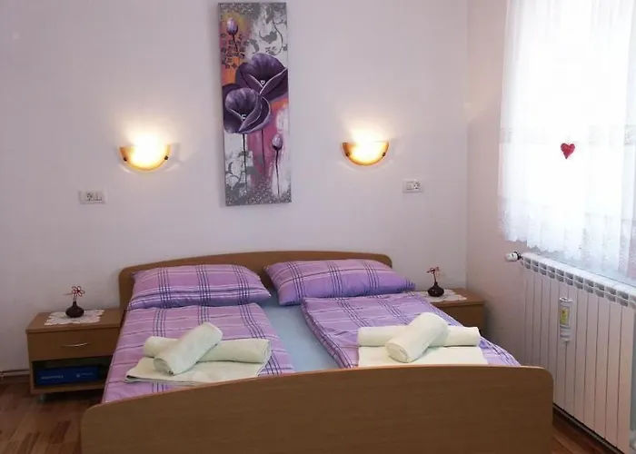 Apartman Mit Panoramablick In Ruhiger Lage By Interhome Kastel